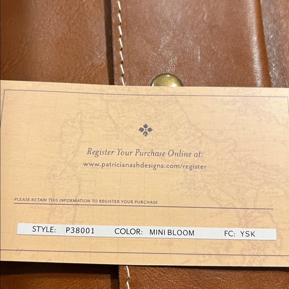 NWOT Patricia Nash wallet - Picture 4 of 5